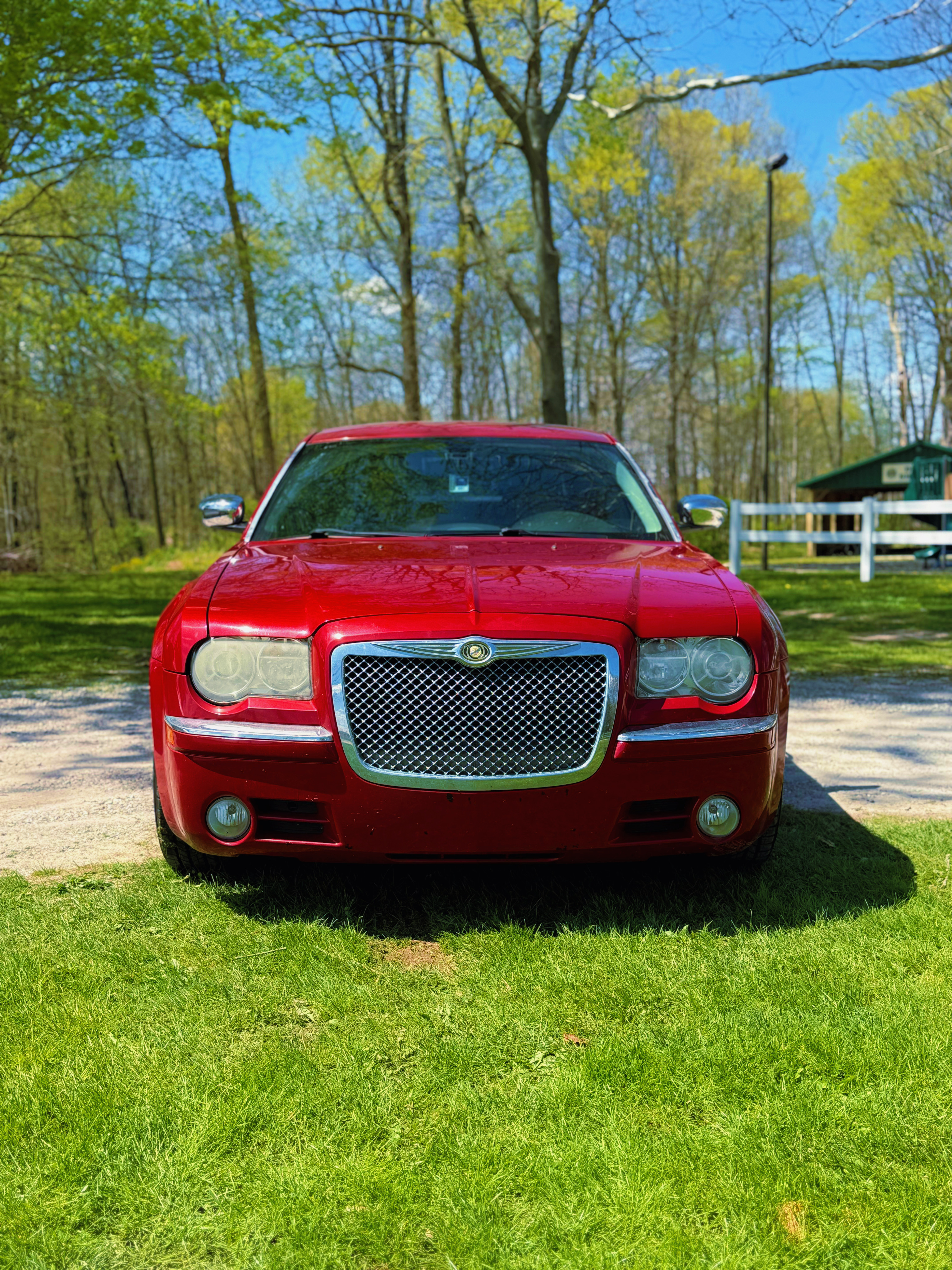 Detailed Chrysler 300C Heritage Edition